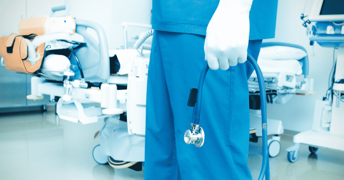 The Facts About Bringing A Wrongful Death Suit In Virginia? 1 Doctor holding his equipment on operation room