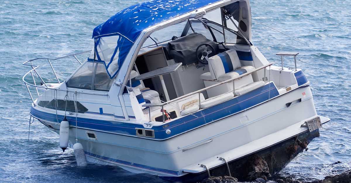 Understanding Virginia’s Boating Safety Right-Of-Way Rules 1 Virginia boating safety